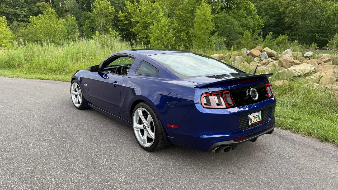 2014 Ford S197 Mustang GT - Image 12 of 31