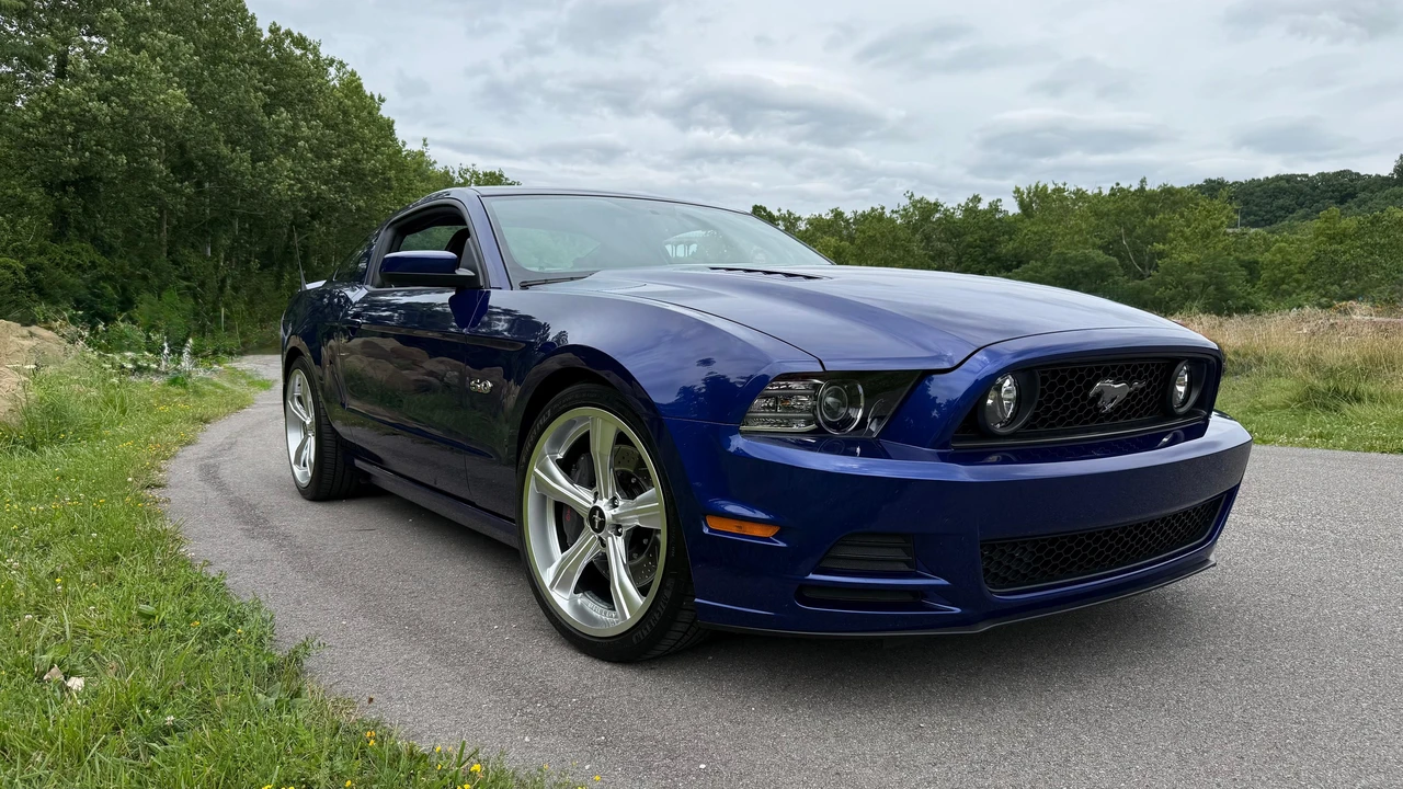 2014 Ford S197 Mustang GT - Image 23 of 31