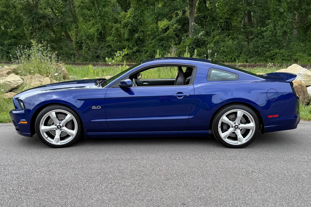 2014 Ford S197 Mustang GT - Image 3 of 31