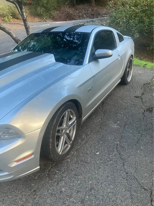 2014 Ford S197 Mustang - Image 2 of 2