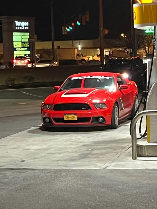 2014 Ford S197 Mustang GT - Image 2 of 8