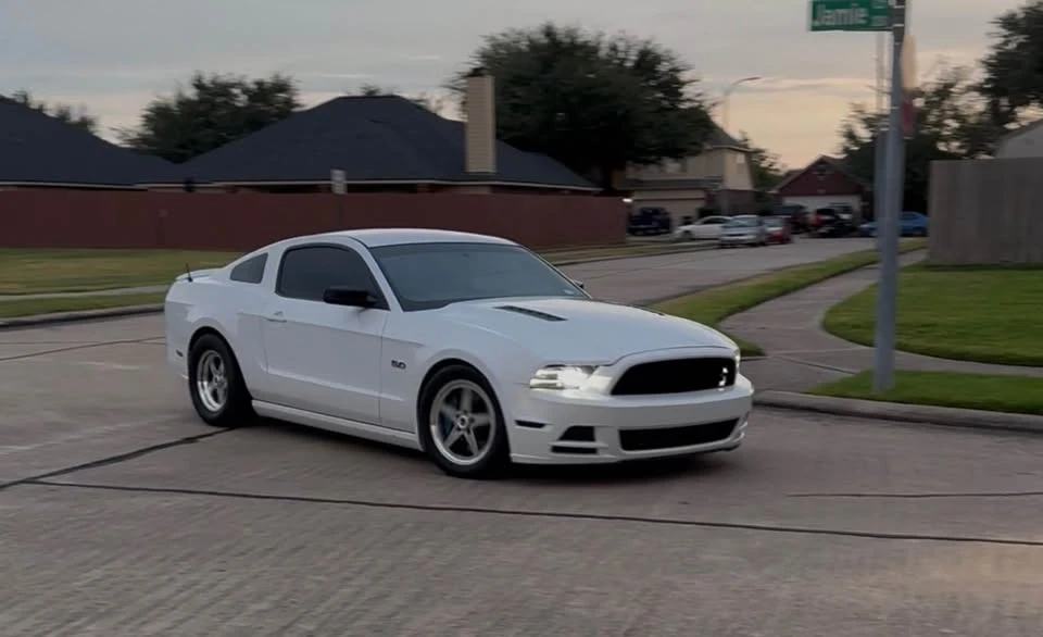 2014 Ford S197 Mustang GT - Image 3 of 3