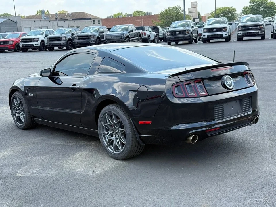 2014 Ford S197 Mustang - Image 5 of 12
