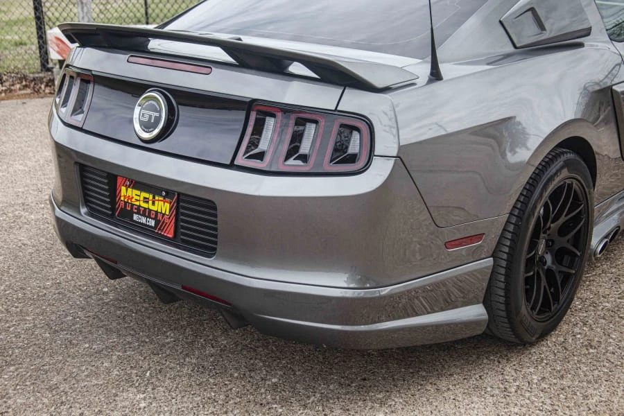 2014 Ford S197 Mustang - Image 11 of 18
