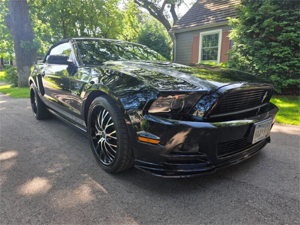 2014 Ford S197 Mustang - Image 2 of 31