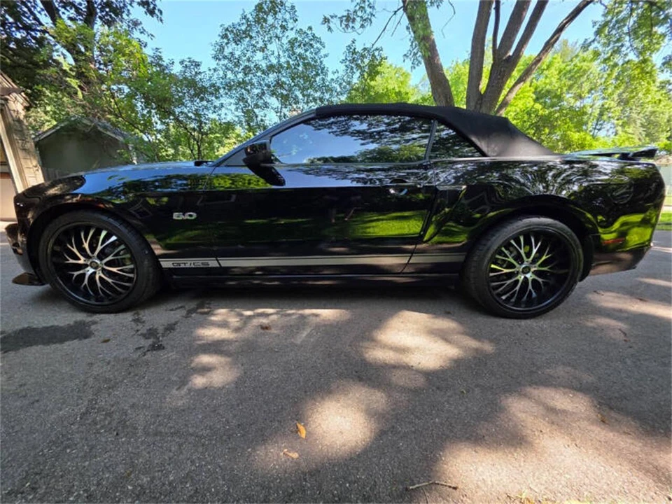 2014 Ford S197 Mustang - Image 4 of 31