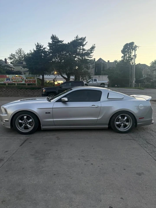 2014 Ford S197 Mustang GT - Image 2 of 8