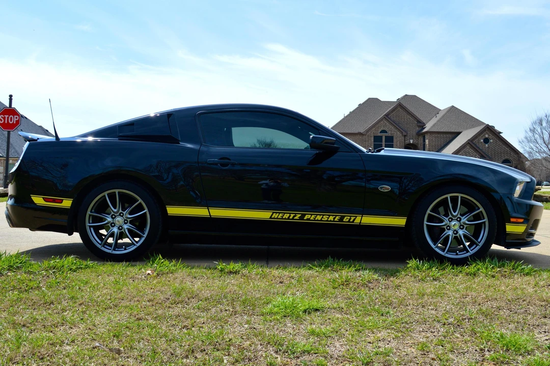 2014 Ford S197 Mustang - Image 3 of 5
