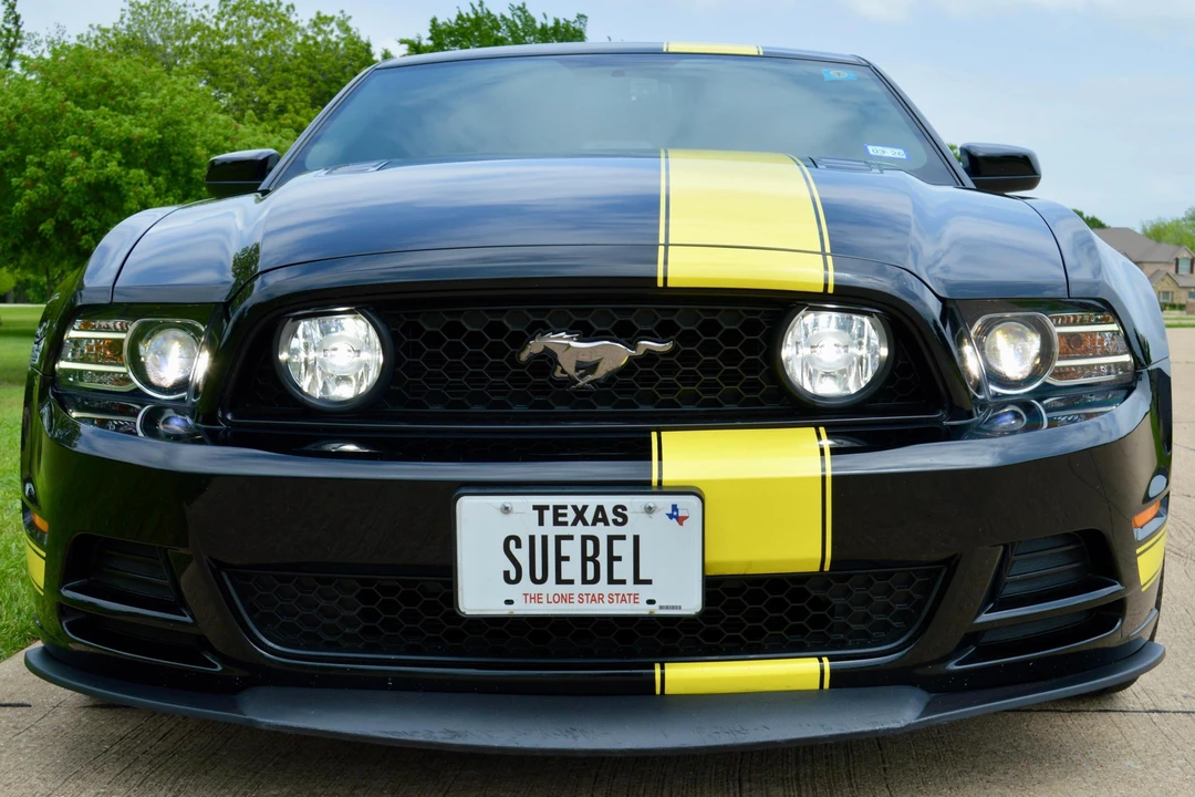 2014 Ford S197 Mustang - Image 2 of 5