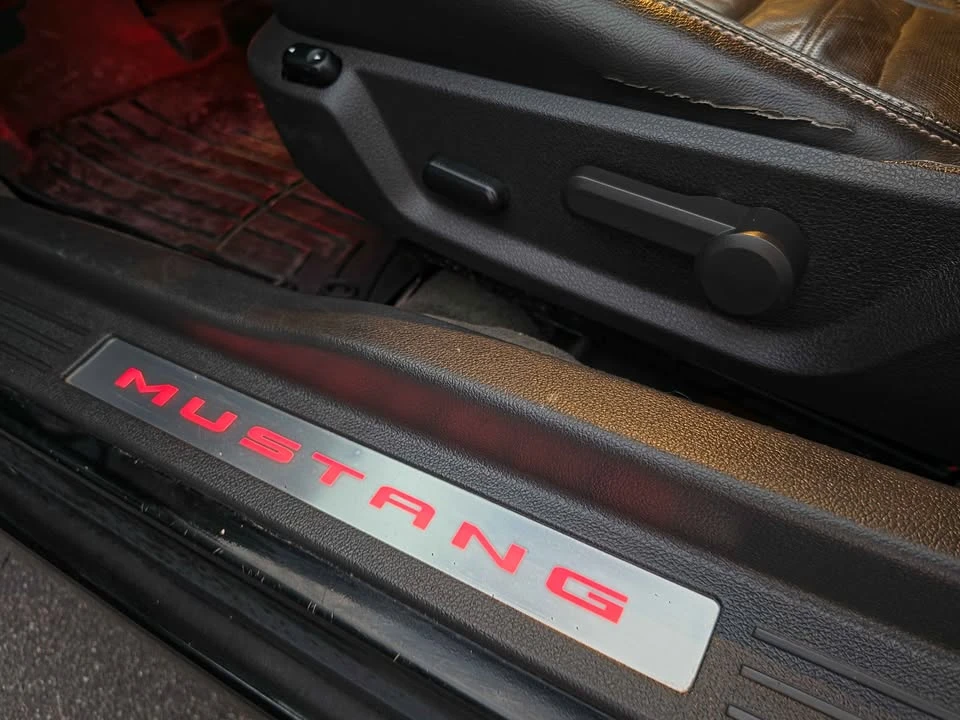 2014 Ford S197 Mustang - Image 8 of 16