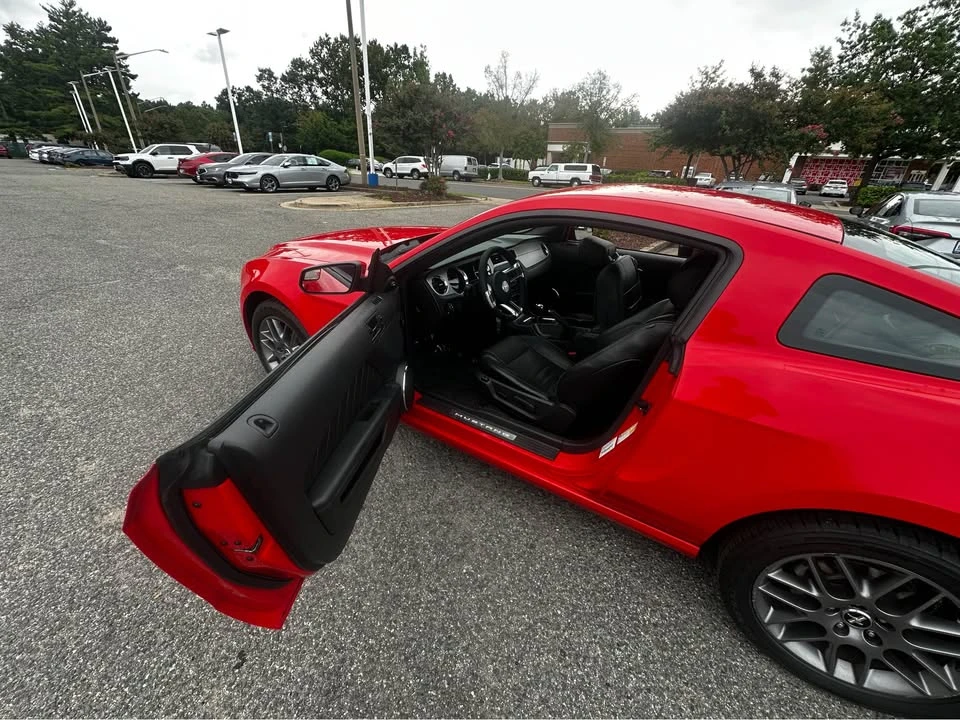 2014 Ford S197 Mustang - Image 5 of 9