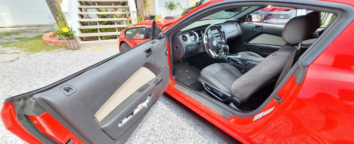 2014 Ford S197 Mustang - Image 5 of 24