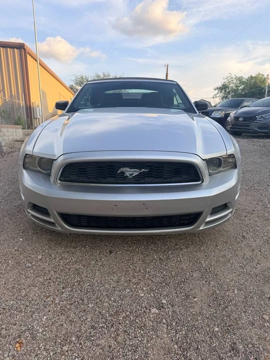 2014 Ford S197 Mustang - Image 2 of 13