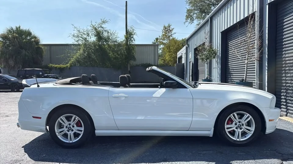 2014 Ford S197 Mustang - Image 8 of 20