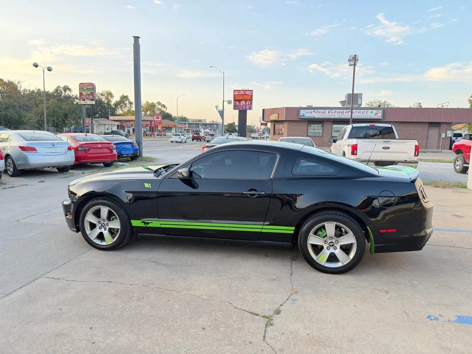2014 Ford S197 Mustang - Image 8 of 16