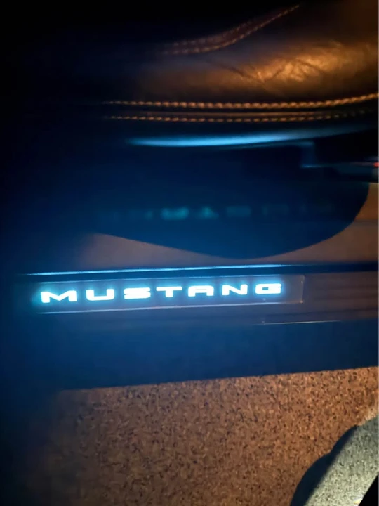 2014 Ford S197 Mustang - Image 5 of 8