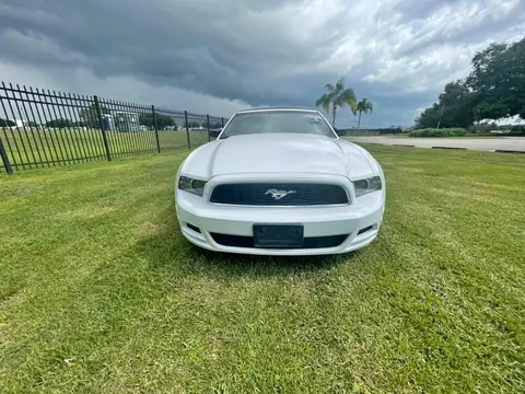 2014 Ford Mustang Convertible