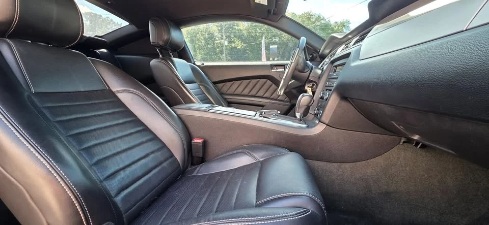 2014 Ford S197 Mustang - Image 16 of 17