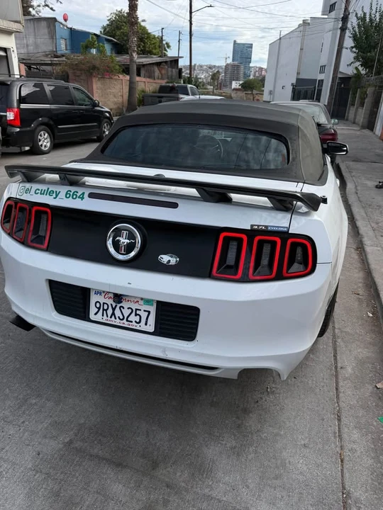 2014 Ford S197 Mustang - Image 6 of 15