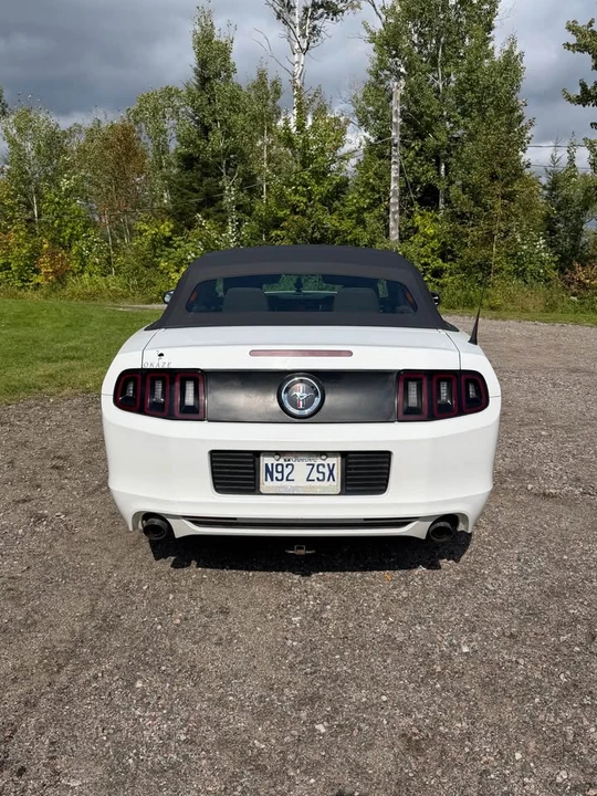 2014 Ford S197 Mustang - Image 2 of 8