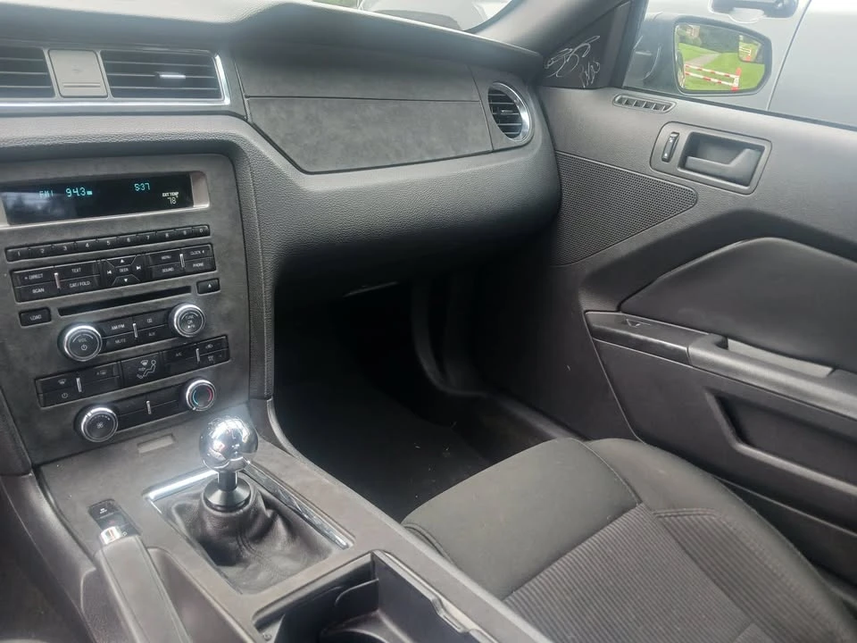 2014 Ford S197 Mustang - Image 7 of 8