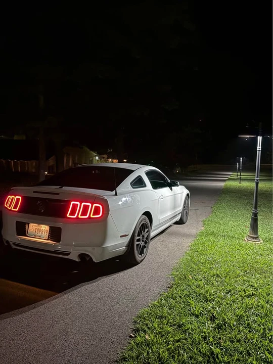 2014 Ford S197 Mustang - Image 6 of 9
