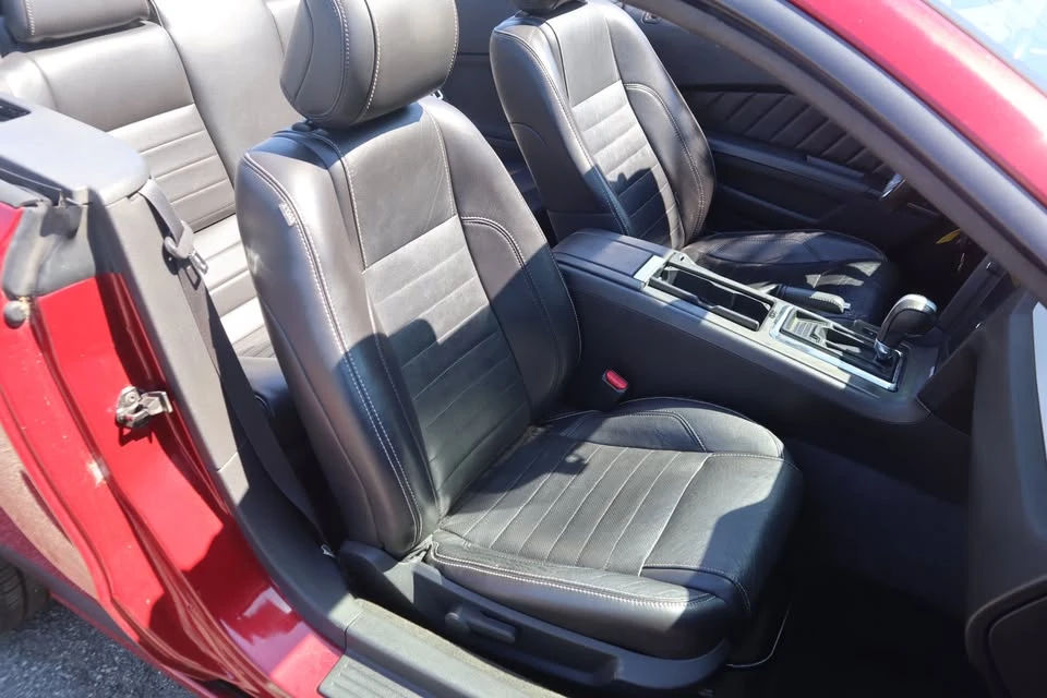 2014 Ford S197 Mustang - Image 14 of 19