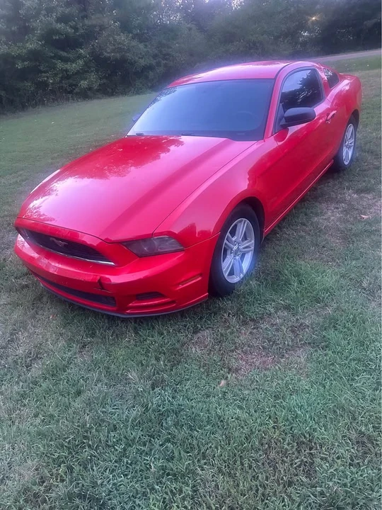 2014 Ford S197 Mustang - Image 2 of 7