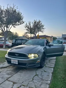2014 Ford Mustang Convertible