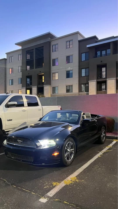 2014 Ford S197 Mustang - Image 2 of 8
