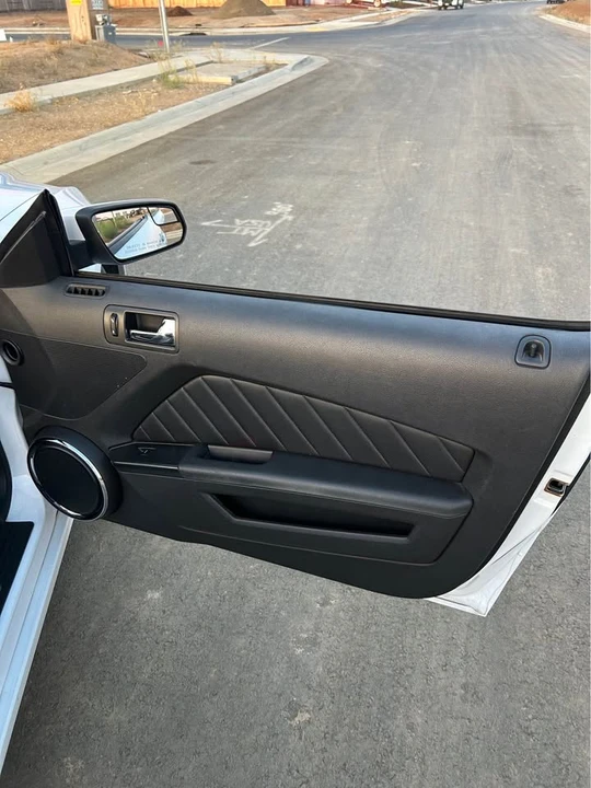 2014 Ford S197 Mustang - Image 16 of 19