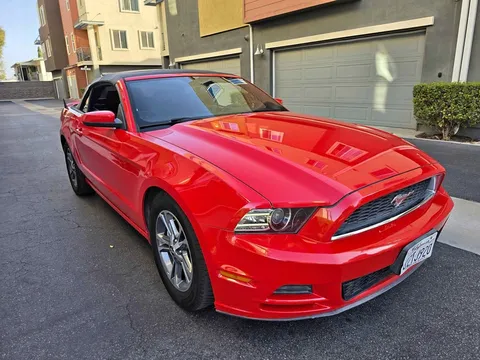 2014 Ford Mustang Premium Convertible 2D