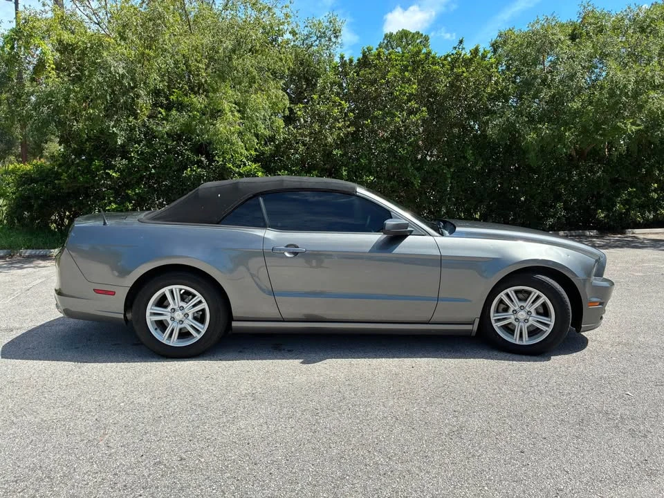 2014 Ford S197 Mustang - Image 4 of 16