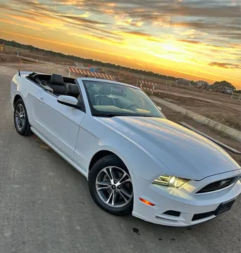 2014 Ford Mustang Premium Convertible 2D