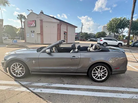2014 Ford Mustang Premium Convertible 2D