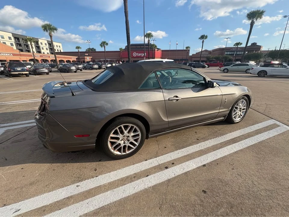 2014 Ford S197 Mustang - Image 7 of 10
