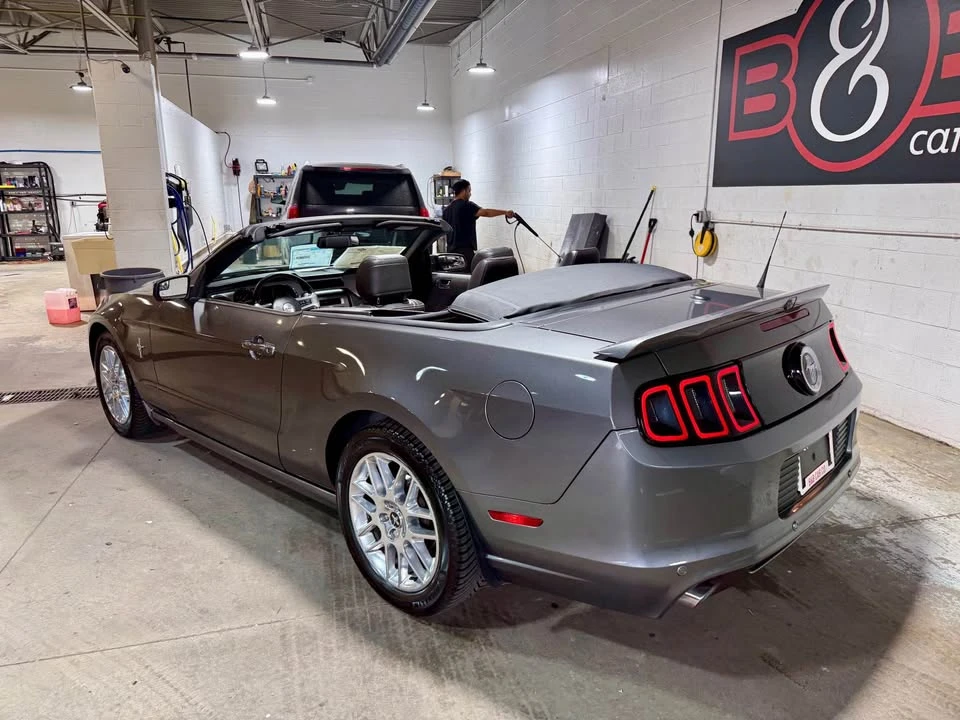 2014 Ford S197 Mustang - Image 8 of 17