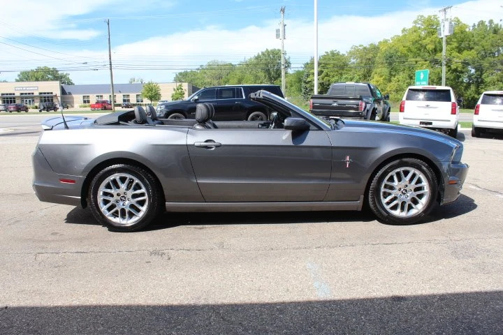 2014 Ford S197 Mustang - Image 7 of 20