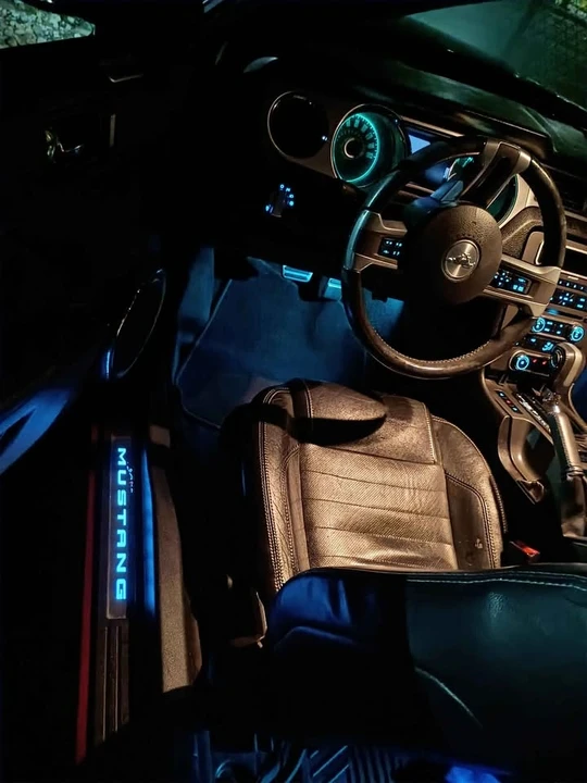 2014 Ford S197 Mustang - Image 11 of 16