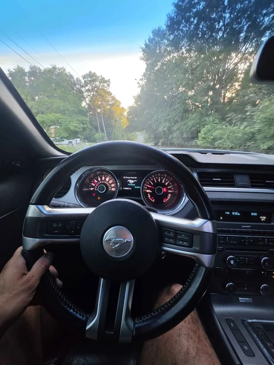 2014 Ford S197 Mustang - Image 10 of 12