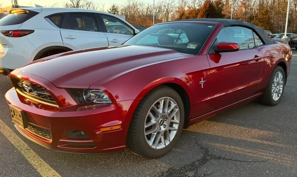 2014 Ford S197 Mustang - Image 2 of 2