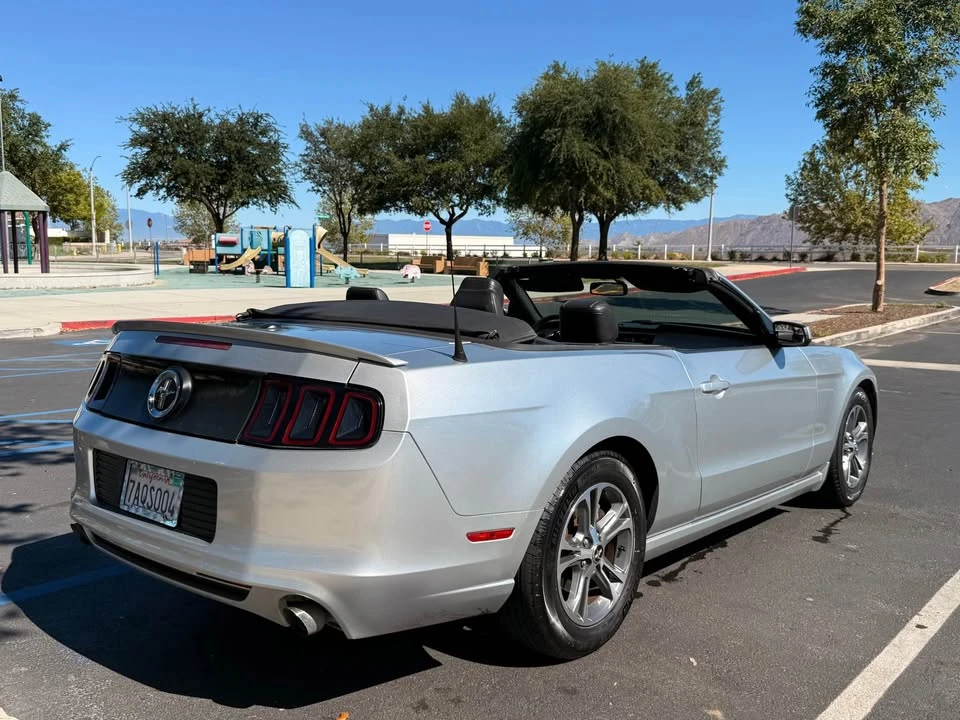 2014 Ford S197 Mustang - Image 3 of 14
