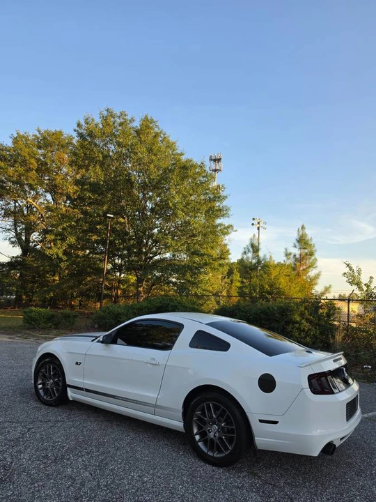 2014 Ford S197 Mustang - Image 3 of 13