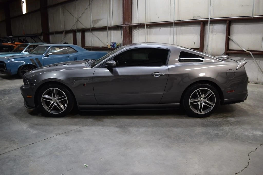 2014 Ford S197 Mustang - Image 4 of 12