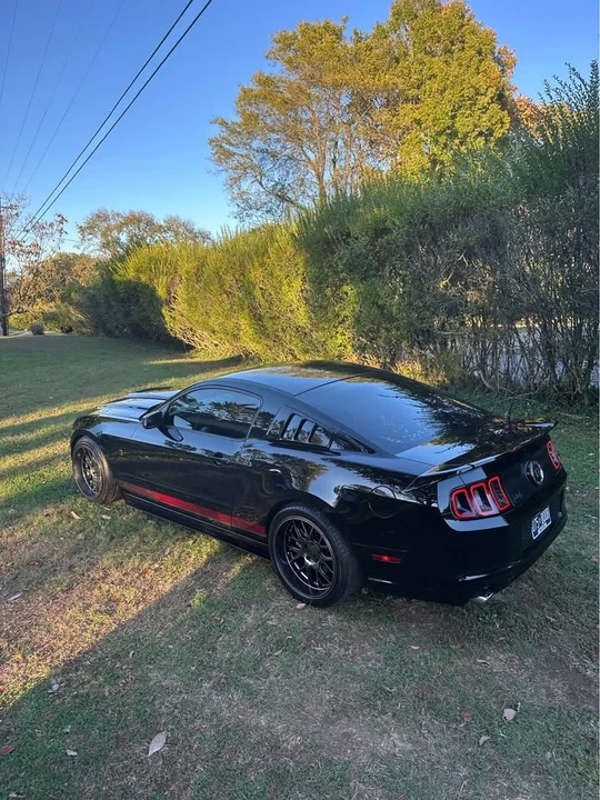 2014 Ford S197 Mustang - Image 5 of 12