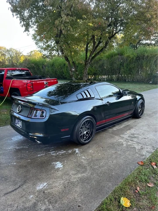 2014 Ford S197 Mustang - Image 6 of 12