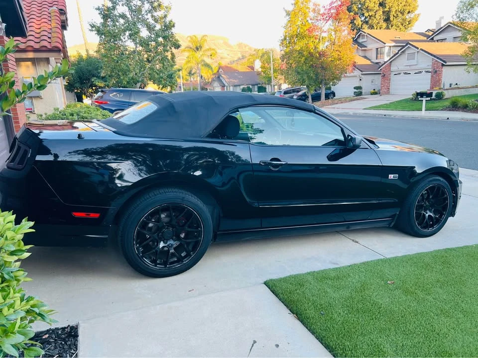 2014 Ford S197 Mustang - Image 6 of 18