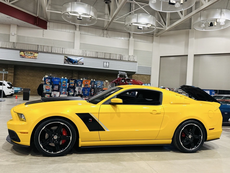 2014 Ford S197 Mustang - Image 8 of 19