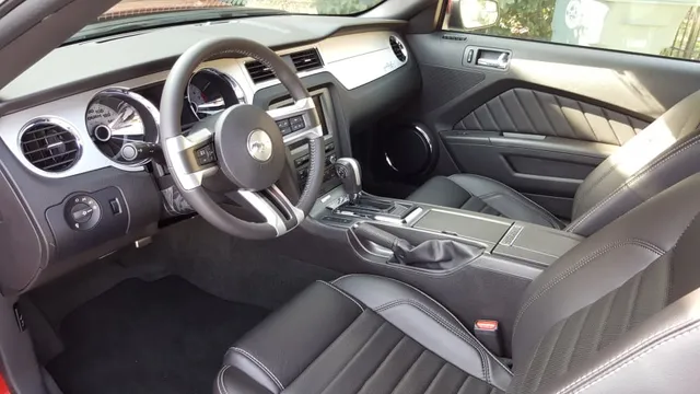 2014 Ford S197 Mustang - Image 3 of 4