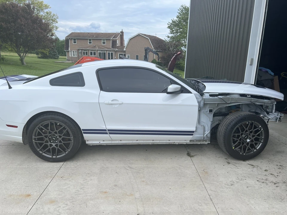 2014 Ford S197 II Shelby Mustang GT500 - Image 7 of 9